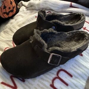 Men’s new Birkenstock fur lined clogs